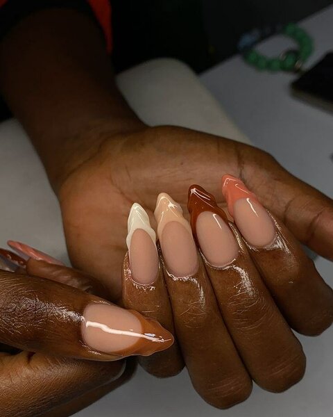 Press on nails