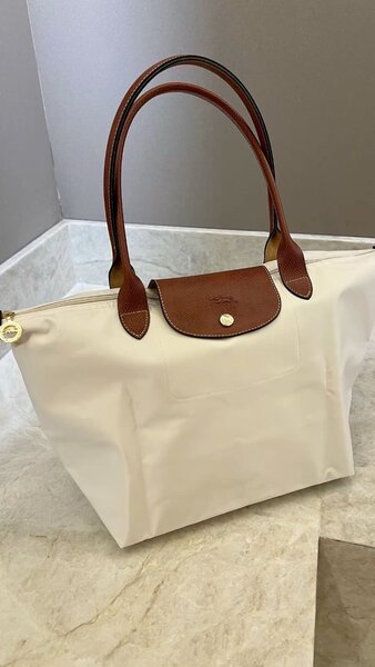 Sac à main long champ