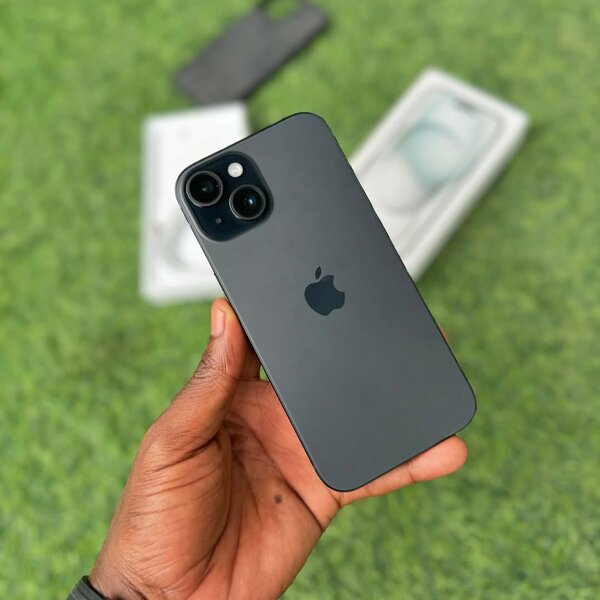 iPhone 15