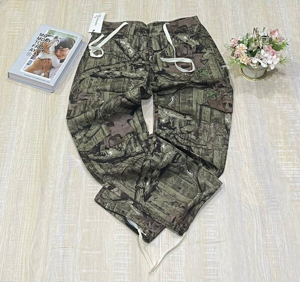 Cargo pants
