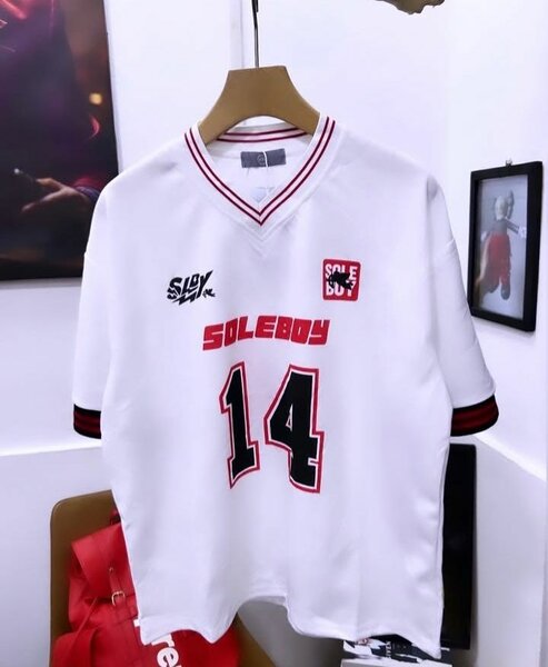 Boys top