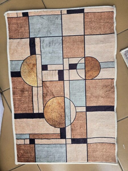 Tapis géométrique moderne
