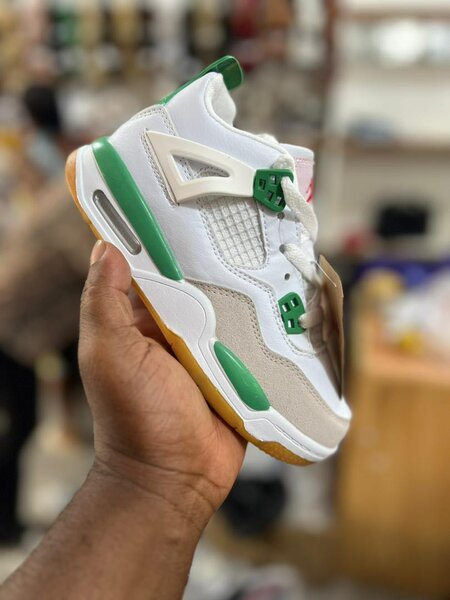 Jordan Sneakers