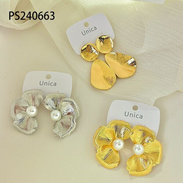 Earrings and accessories