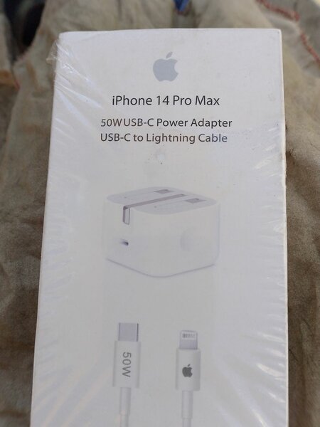 Iphone 14 pro max,50w charger