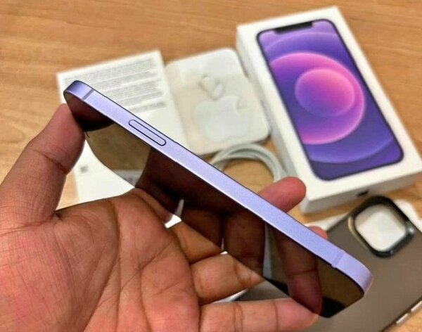 iPhone 12