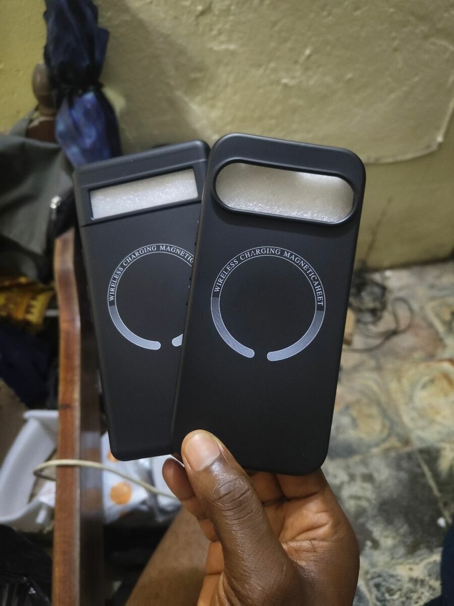 Fouro Google silicone magsafe