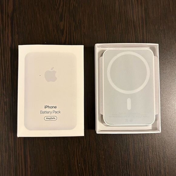 Apple MagSafe Battery pack