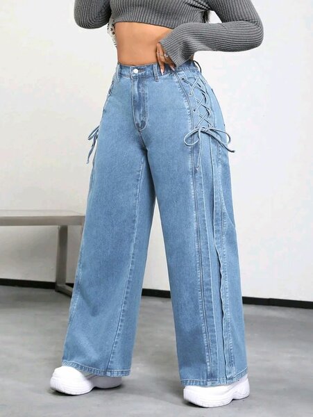 Jeans larges avec lacets