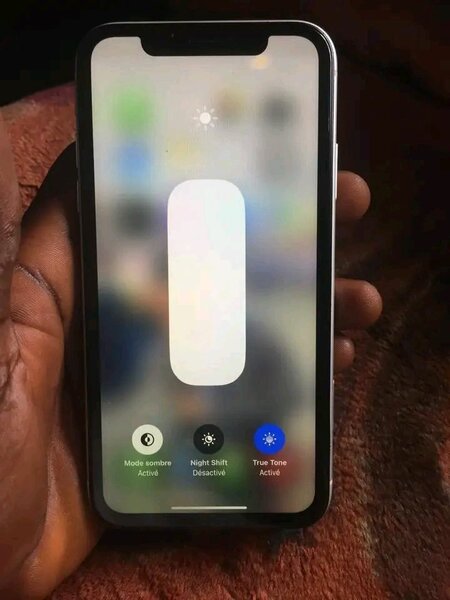 iPhone XR