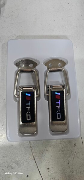 Bumper clip