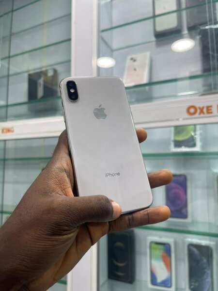 iPhone X 64giga casineuf