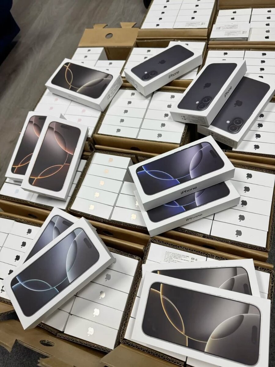 iPhone 16 pro CE