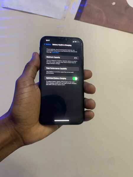 Pre owned iphone XR