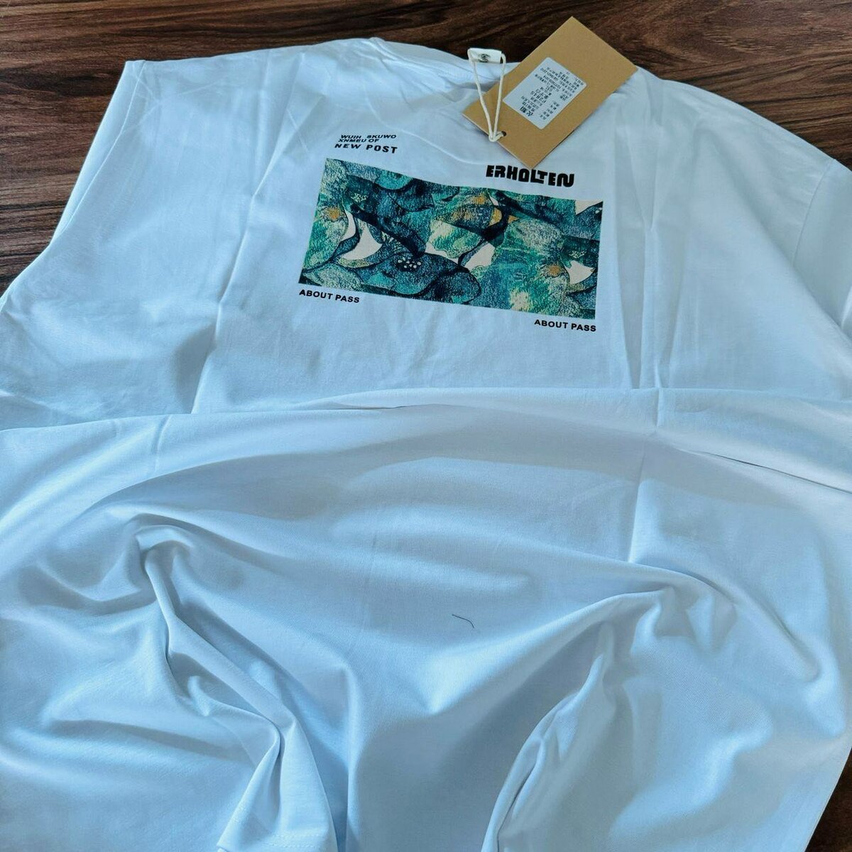 T-shirt
