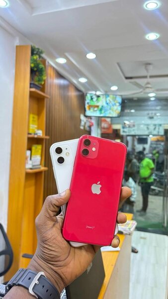 iPhone 11