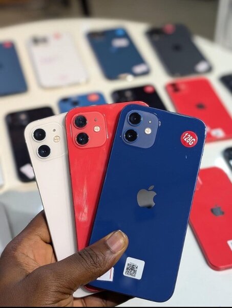 iPhone 12