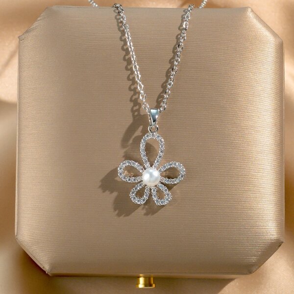 Ladies Necklaces
