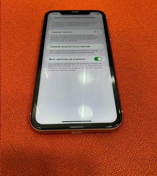iPhone XR couleur corail
