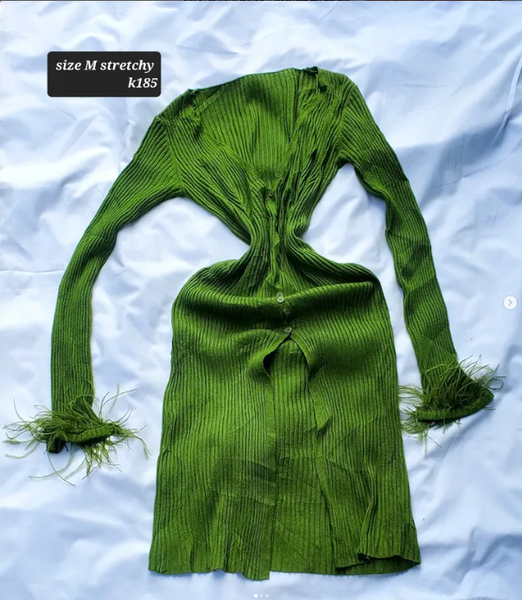 green dress