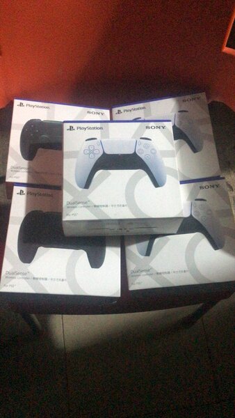 PS5 NEW CONTROLLERS