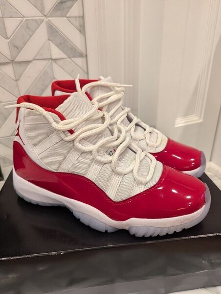 Jordan 11