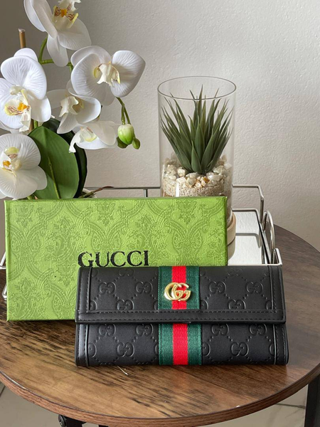 black gucci bag