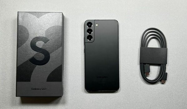 Samsung S22+