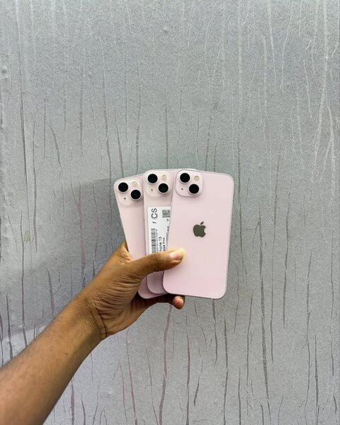 iPhone 13