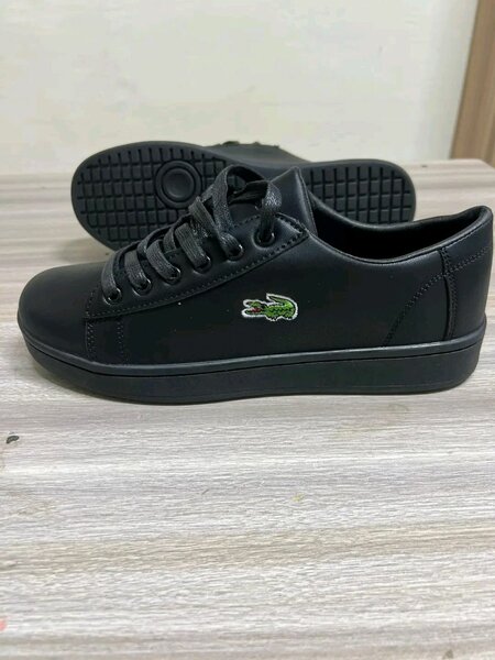 Adjame. Leve
