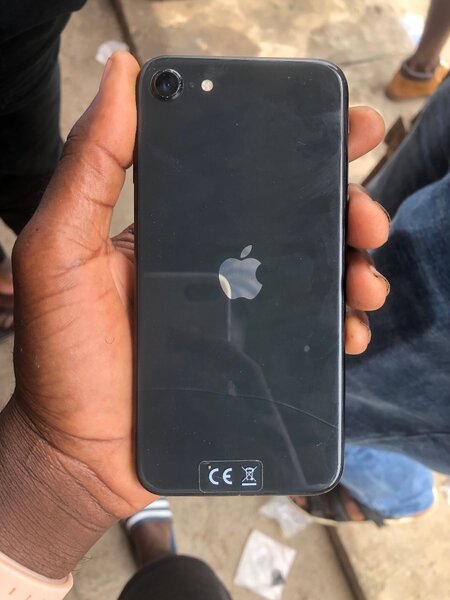 iPhone SE