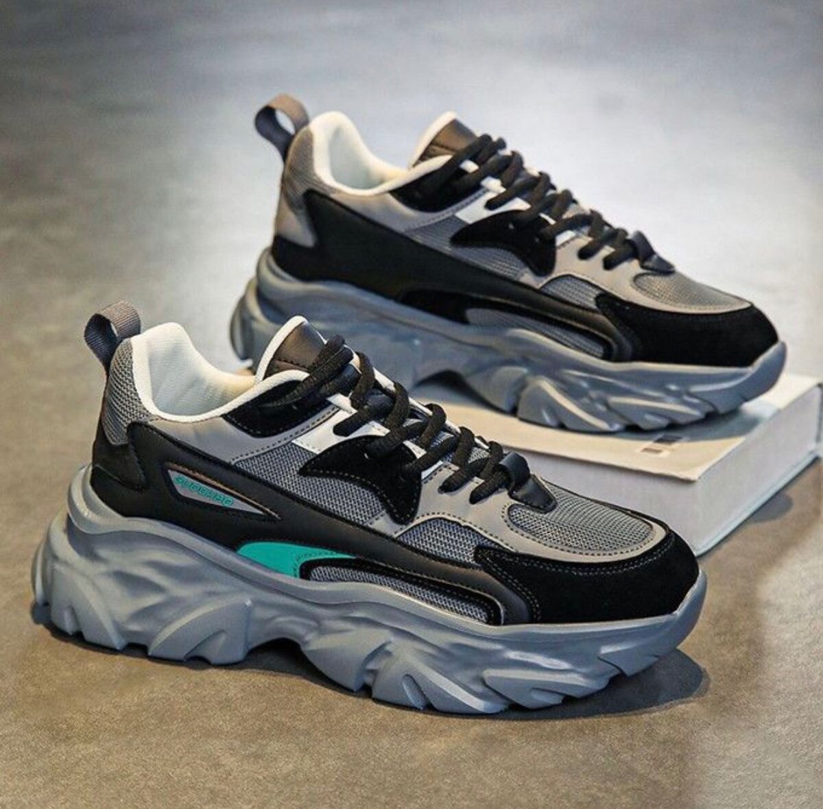 Men sneakers