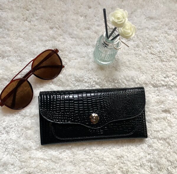 Purses for sale