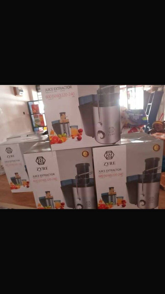 Juicer machine