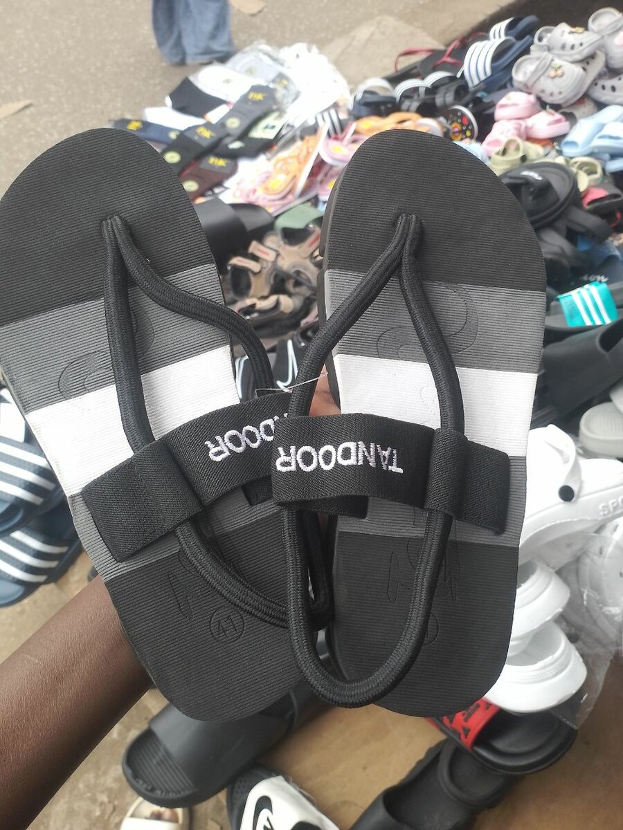Sandales de Plage Noires Unisexes