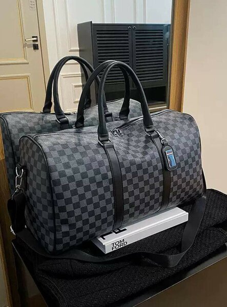 Traveling bag