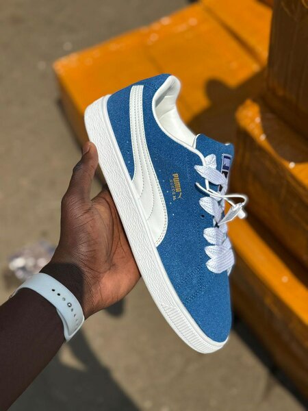 Baskets noires classiques