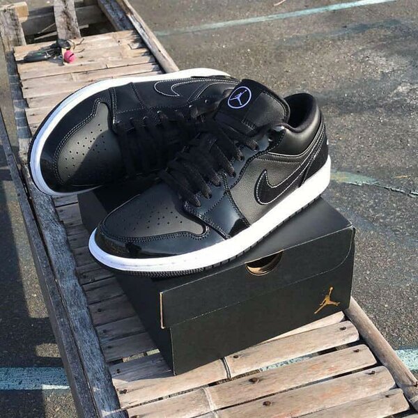 Nike air