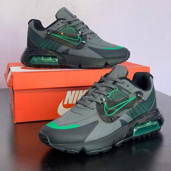 NIKE FLYWIRE