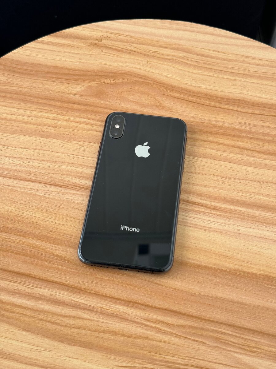 iPhone XS 64Go