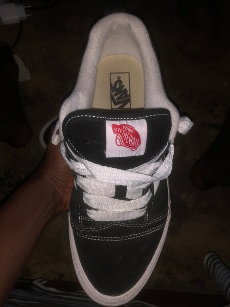 Vans knu school