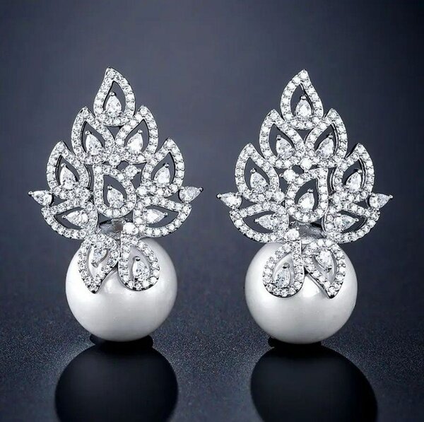 Fashion earrings