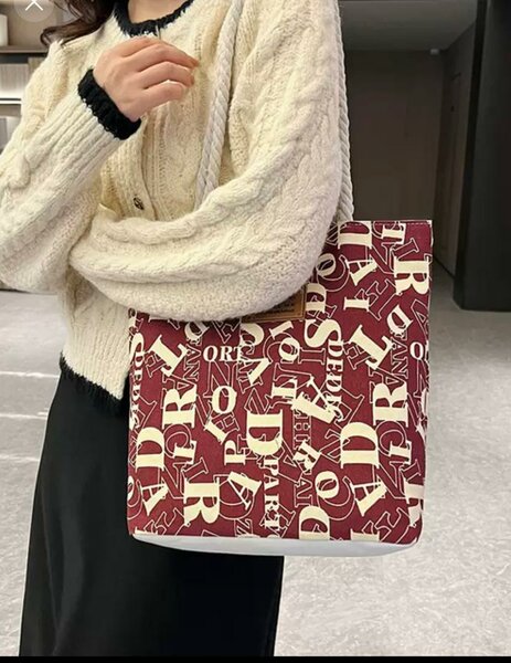 Tote bags