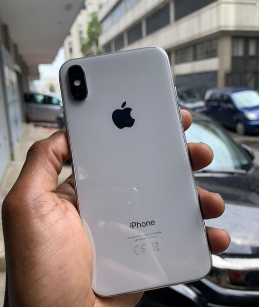 iPhone X