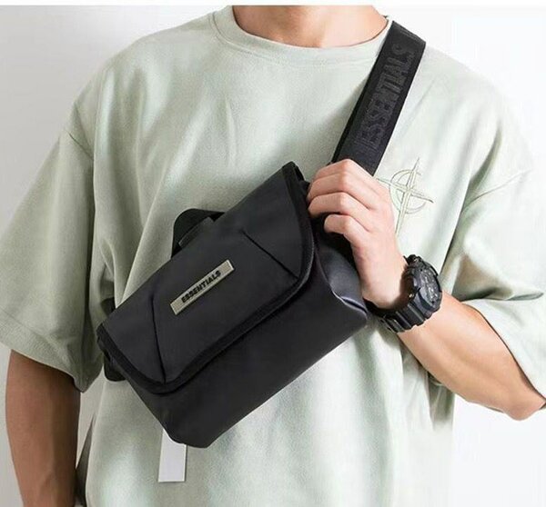 Solid Essentials Side bags