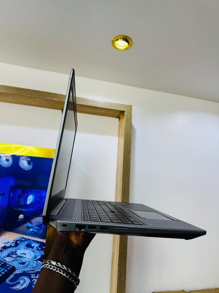 HP ZBOOK 15 G6 ( PREMIUM EDITION)