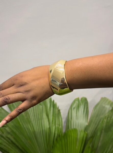 Chunky bangles