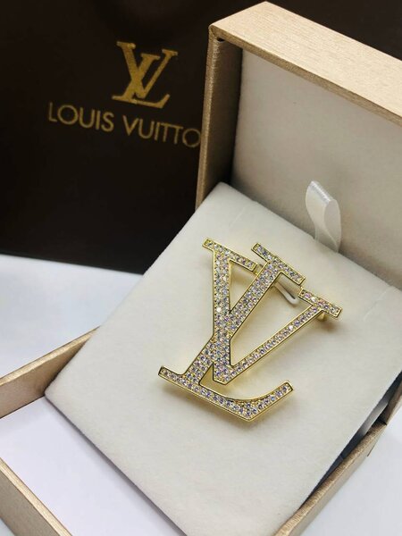 Broche