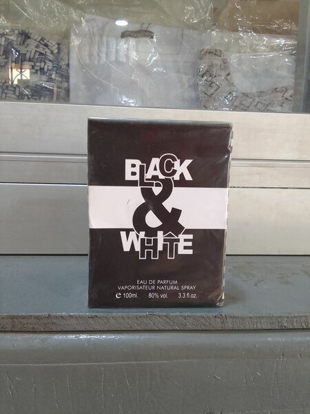 Blackand white perfume