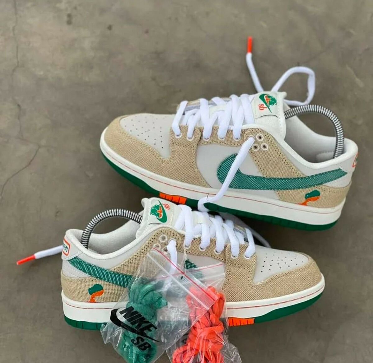 NIKE SB